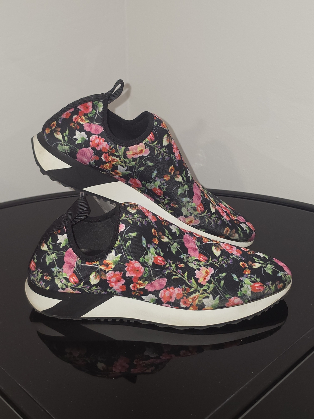 Steve Madden Speed Floral Print Slip-On  Knit Sneakers Women's Size 8 1/2